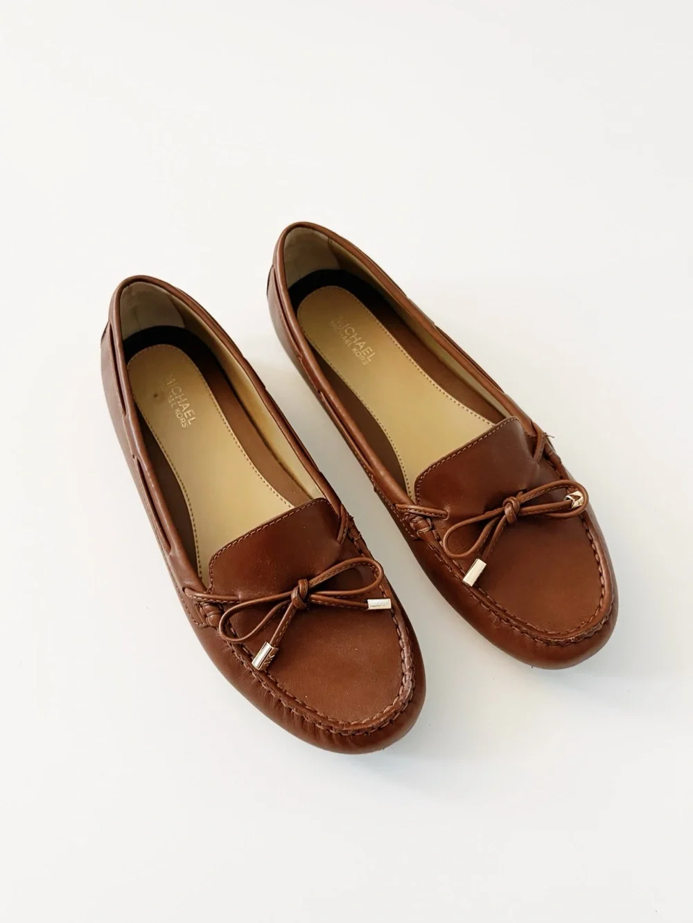 Michael Kors Leather Sutton Loafers in Tan Size 8.5